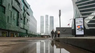 Большинство российских работодателей до конца года отказываются от расширения штата на фоне ослабления спроса, переходя к точечной кадровой политике и частичной занятости вместо прямых сокращений.
