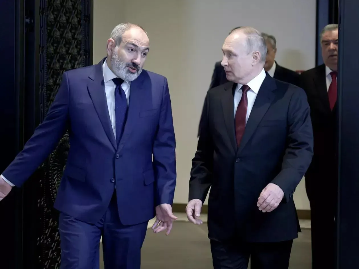 Премьер-министр Никол Пашинян заявил, что Ереван не присоединится к антироссийским санкциям Евросоюза, но и не позволит себе действий, которые могли бы привести к введению санкций против самой Армении.