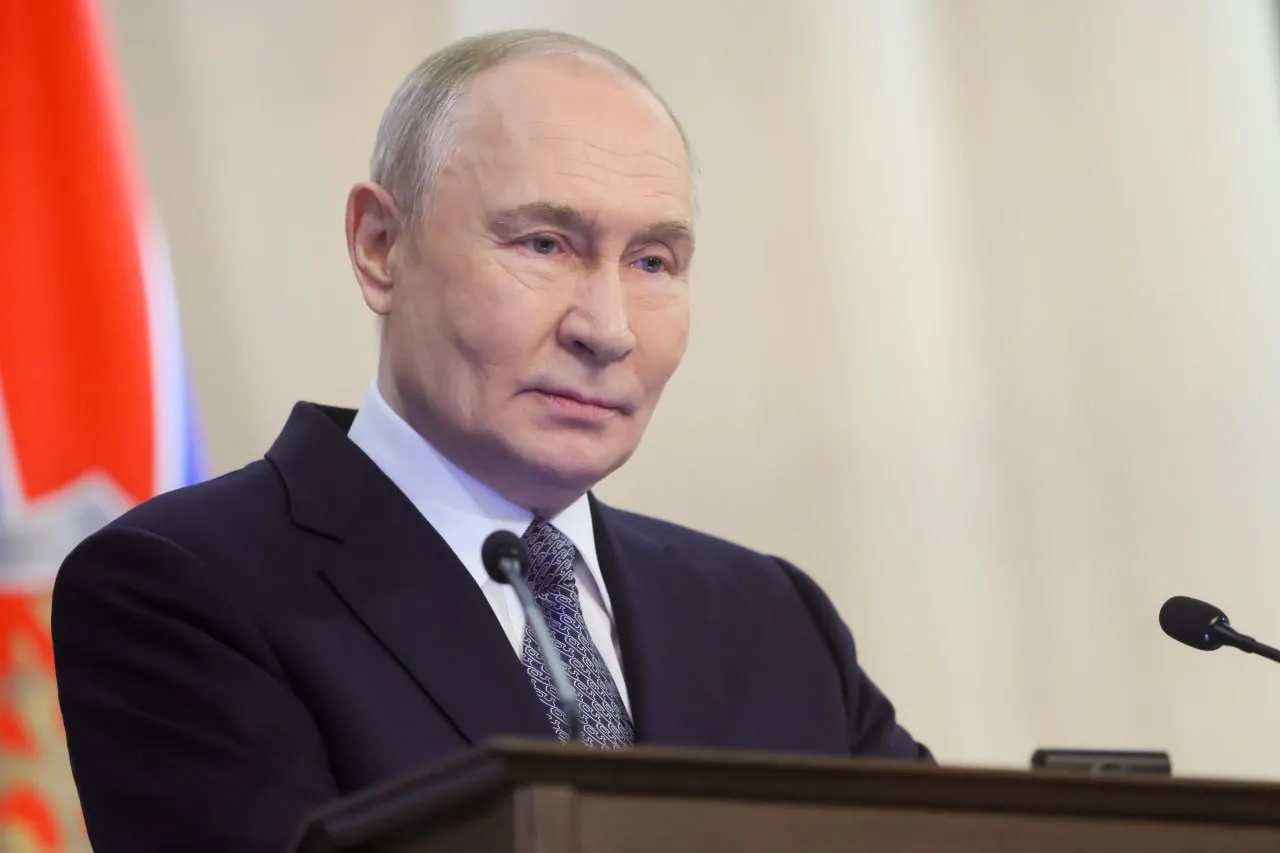 Президент России прибудет в Казахстан по приглашению Касым-Жомарта Токаева; в ходе визита стороны обсудят укрепление стратегического партнёрства и союзнических отношений.