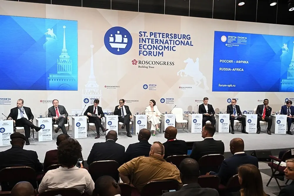 На ПМЭФ обсудили торговлю, энергетические проекты и подготовку третьего саммита Россия–Африка в Москве 28–29 октября; товарооборот достиг $27 млрд, а за полтора года Россию посетили 17 африканских лидеров.