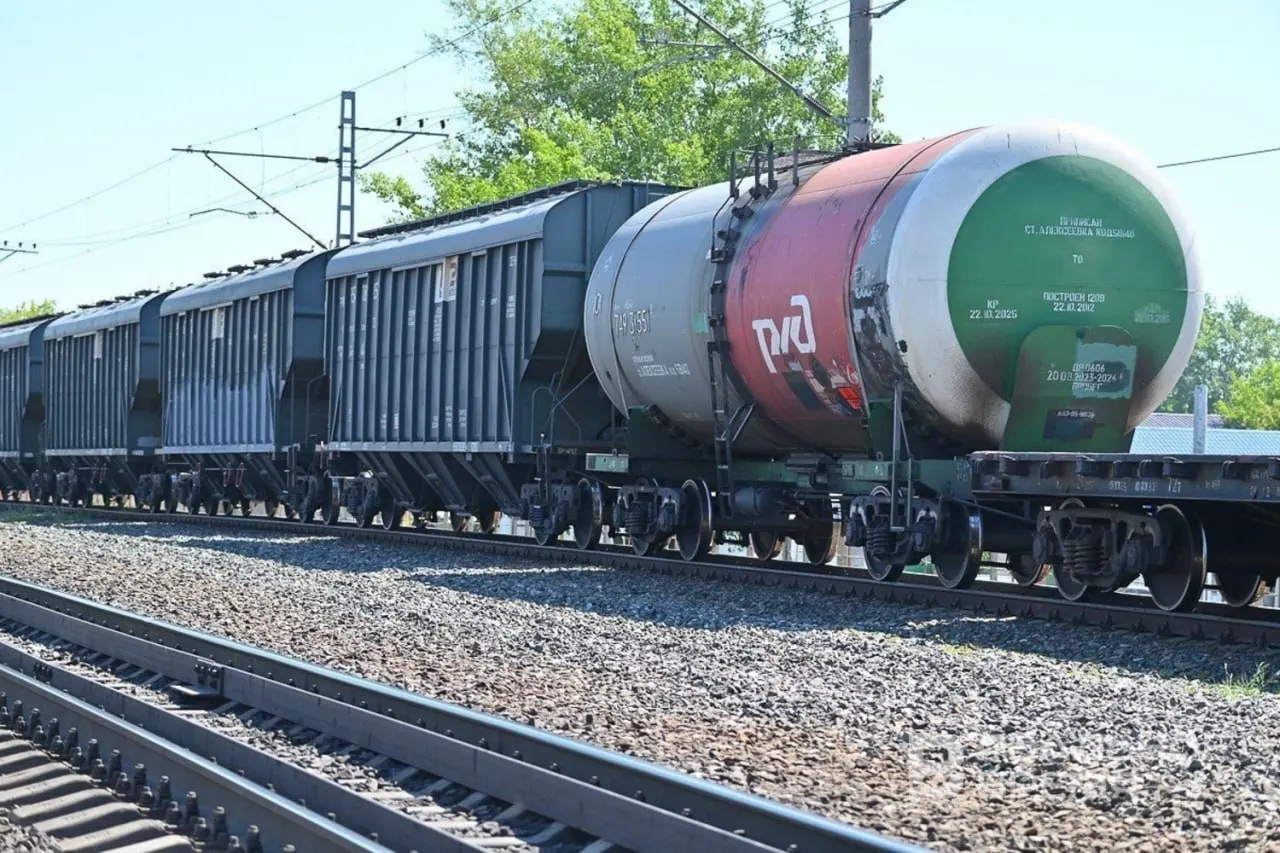 Штаб организован для стабильного приёма и доставки нефтяных грузов; компания уделяет особое внимание поставкам авиакеросина и ищет оперативные решения на лимитирующих направлениях.