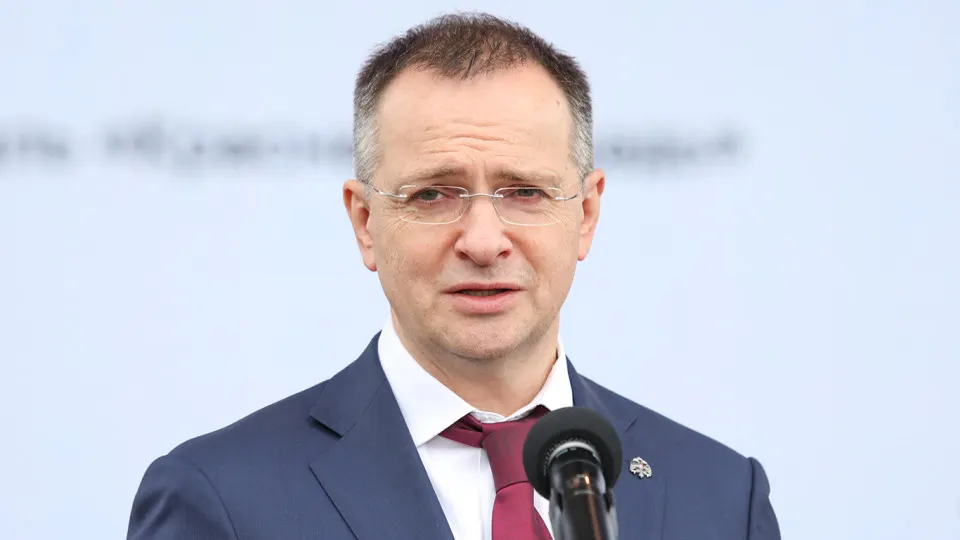 Помощник президента заявил о необходимости строжайшего контроля на всех этапах кинопроизводства и возвращении элементов цензуры, если фильмы, созданные на госсредства, оказываются некачественными.