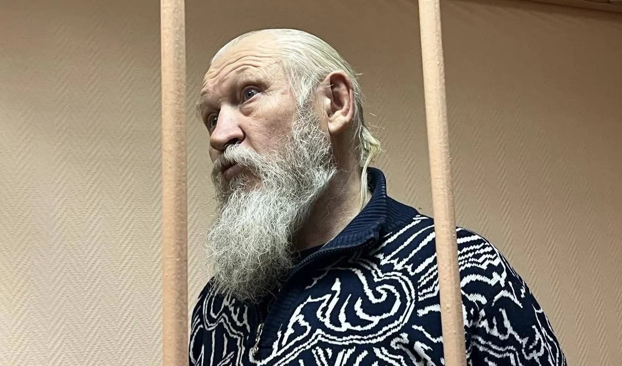 В обновлённом списке Росфинмониторинга появился бывший депутат от ЛДПР Михаил Глущенко, ранее осуждённый за соучастие в убийстве Галины Старовойтовой.