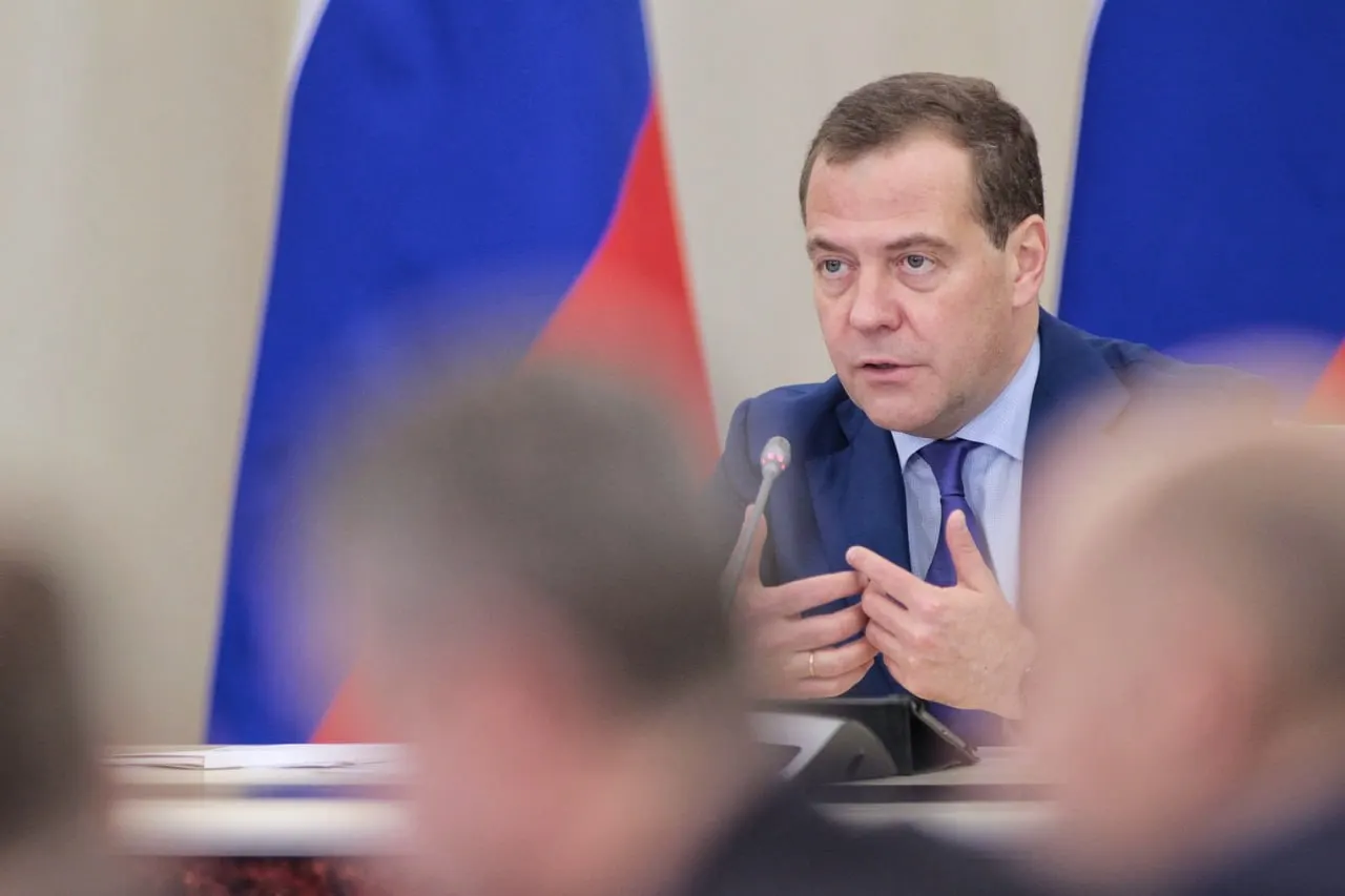 Глава партии сообщил, что после завершения СВО идеологическое противостояние не исчезнет и продолжится на наших условиях, в том числе и в вопросах воспитания общества.