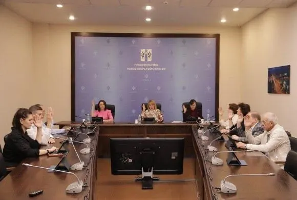 Новости по регионам: агитация в детской поликлинике, задержания кандидатов и обсуждение дистанционного электронного голосования.