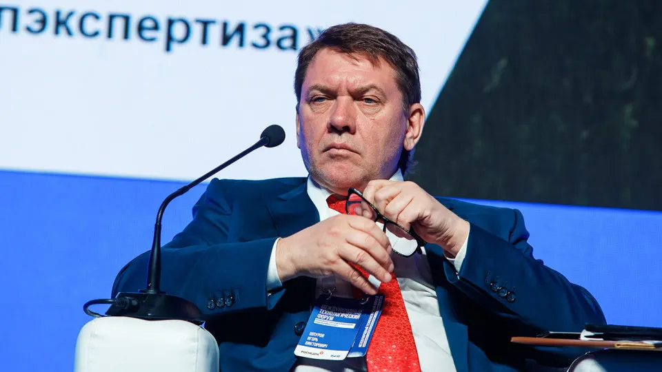 Задержан руководитель Федеральной бюджетной государственной комиссии по запасам полезных ископаемых по делу о взятке; расследование продолжается.