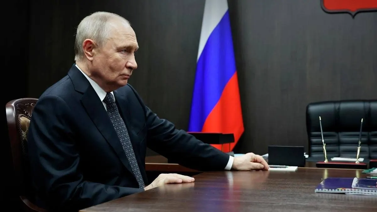 Государство заявляет о масштабном росте производства аккумуляторных батарей и внедрении энергонакопителей в энергетику, включая запуск новой фабрики Россатома в Москве.