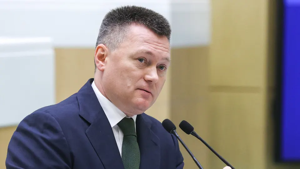 Глава Верховного суда поручил взять на судебный контроль дела с участием инвесторов из Китая; на фоне войны в Украине китайские вложения в Россию снизились, обсуждаются совместные меры по киберпреступлениям и экономическим правонарушениям.