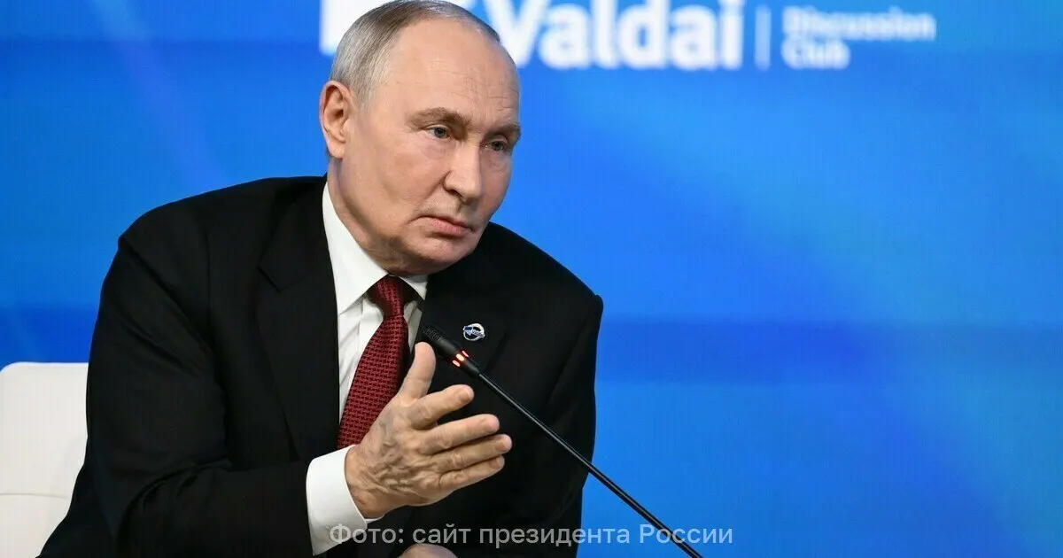 Президент сообщил, что россияне пришли на участки и проголосовали в Госдуму, невзирая на угрозы со стороны Украины, во время заседания Валдайского клуба.