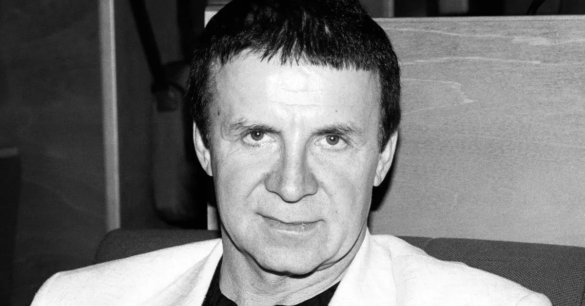 Ушел из жизни известный теле- и медиаперсонаж Анатолий Кашпировский.